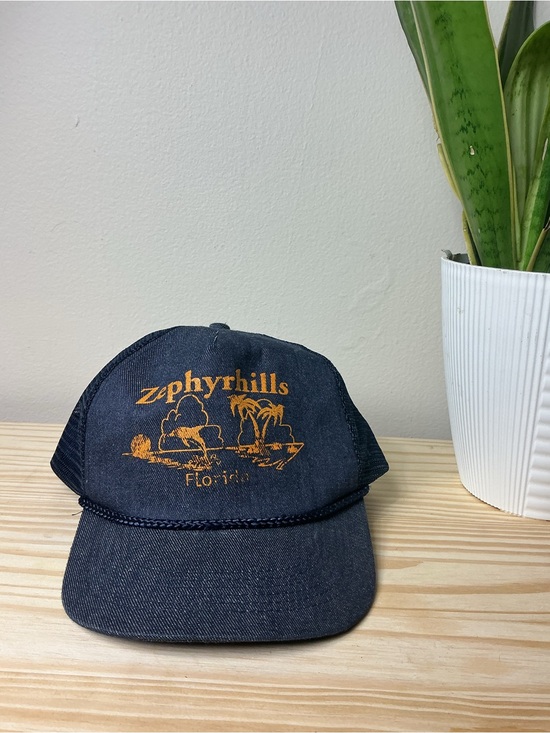 George Accessories - Vintage Trucker Hat